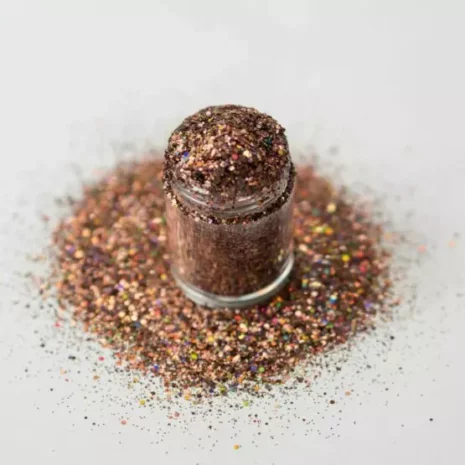 Chestnut-holographic-multi-glitz-glitter-2-555x555