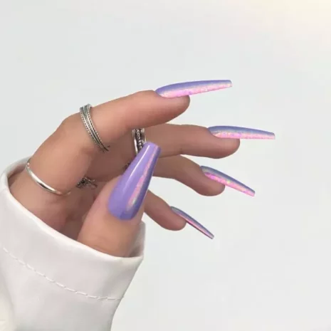 Lavender-Love-Iridescent-Nail-Flakes-2