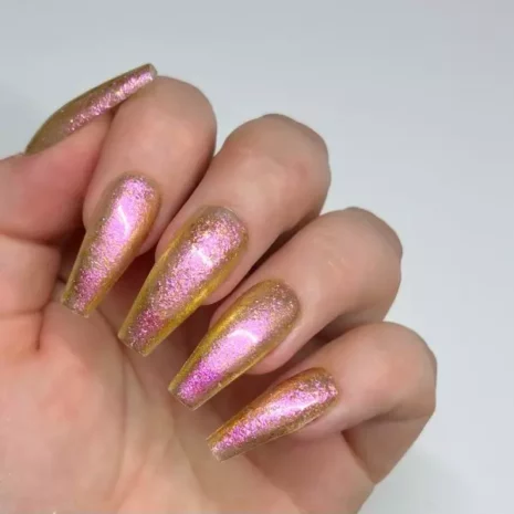 Metallic-Pink-Nail-Flakes-2