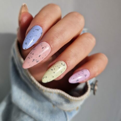 Lecenté Create Spreckled Eggs Nails2