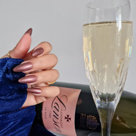 Velvet Vixen Glitter Gel Polish (Zara)